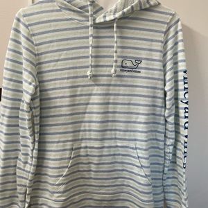 Women’s M Vineyard Vines hoodie, mint green/French blue stripe. Kangaroo pocket